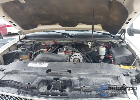 2008 Chevrolet Tahoe Ltz z USA, uszkodzony, nr VIN 1GNFC13028R202484